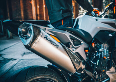 462189 MY23 KTM 790 DUKE Details Parts AKRAPOVIC SLIP ON LINE Static EU Global 20