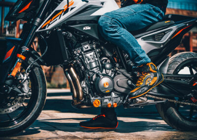 462202 MY23 KTM 790 DUKE Details Parts LC8c engine Static EU Global 23