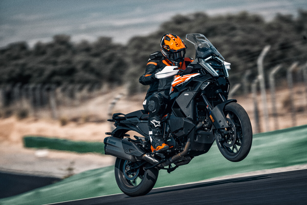KTM Launches the 2025 1390 SUPER ADVENTURE S Bike Travel Adventures Magazine