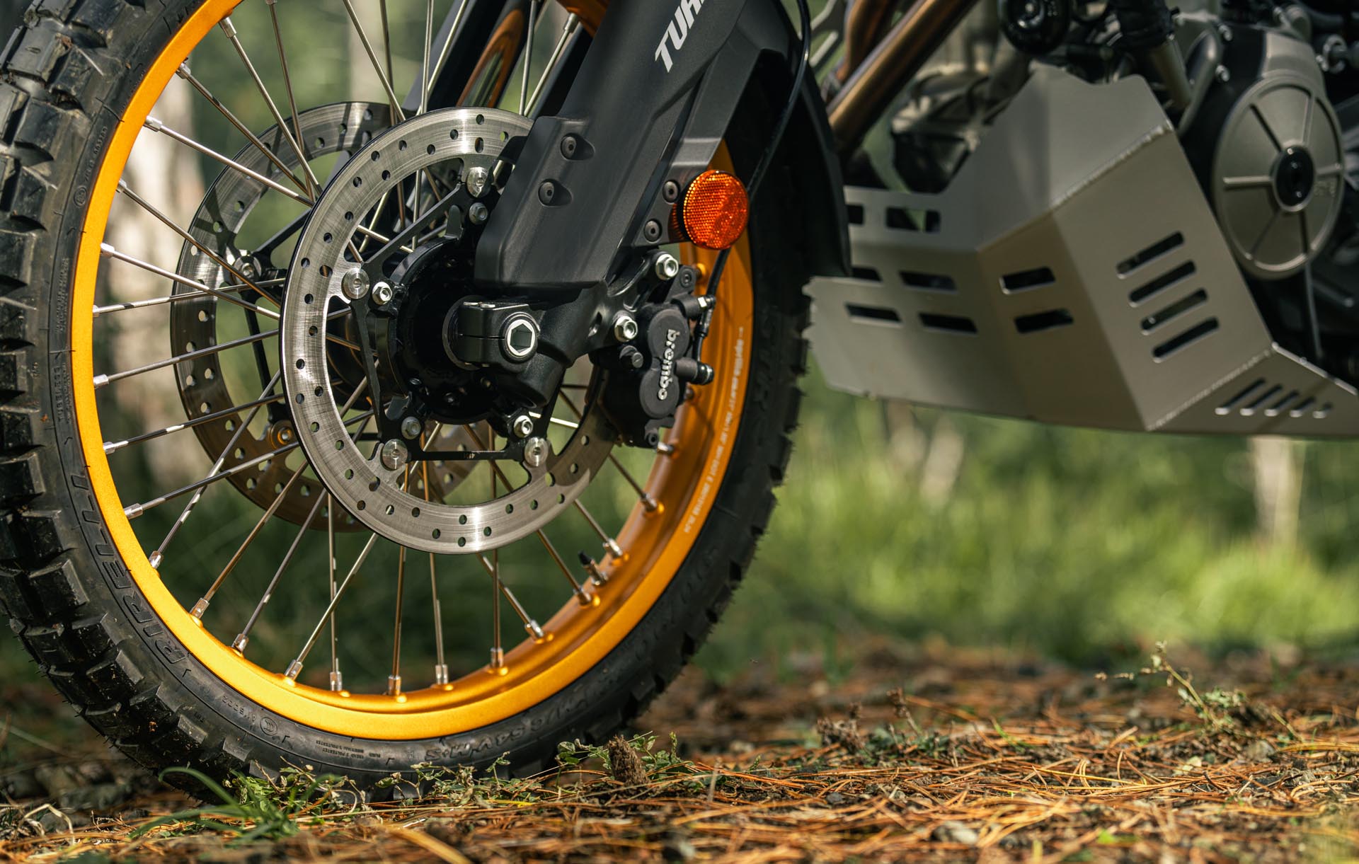 54 Aprilia Tuareg Rally Adventure Motorcycle Review Aprilia Tuareg Rally