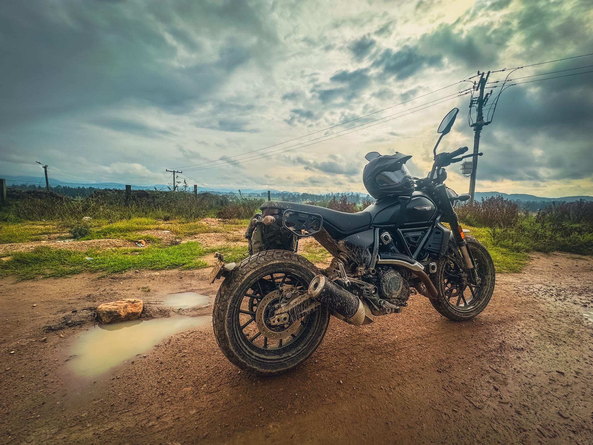 BojacaRoute-06 Motorcycle Adventure Gear Arai XD-5 Black Frost