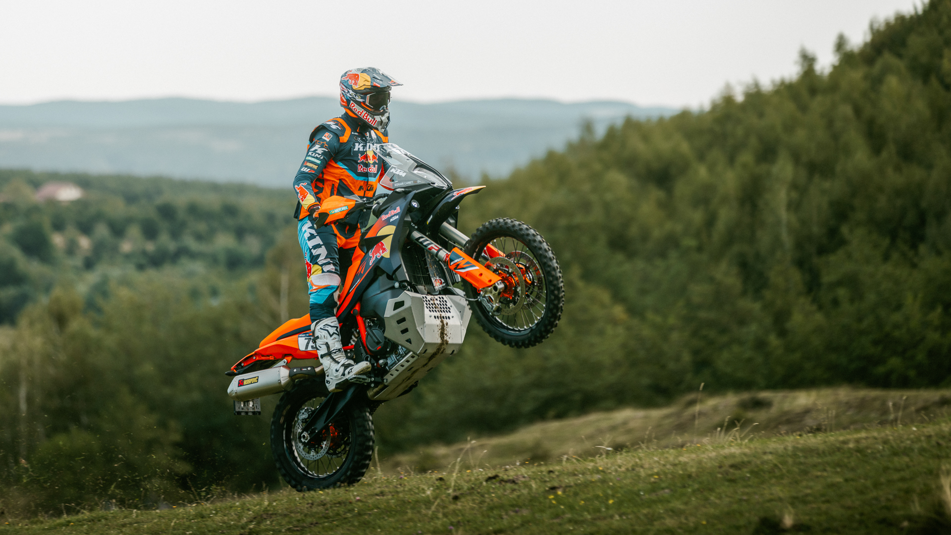2027 KTM 890 Adventure R Rally