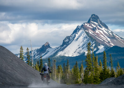 Oregon Giant loop, big trail motorcycle travel